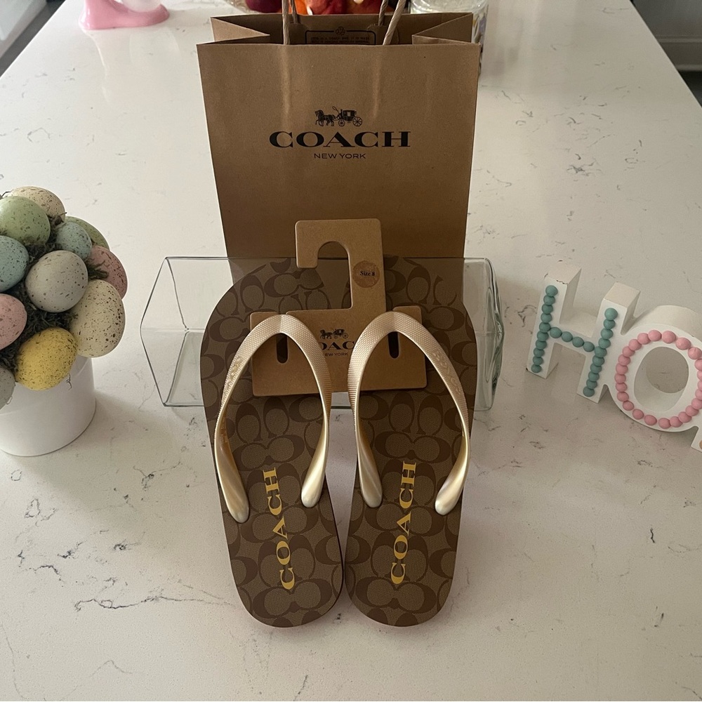 Coach flip flops